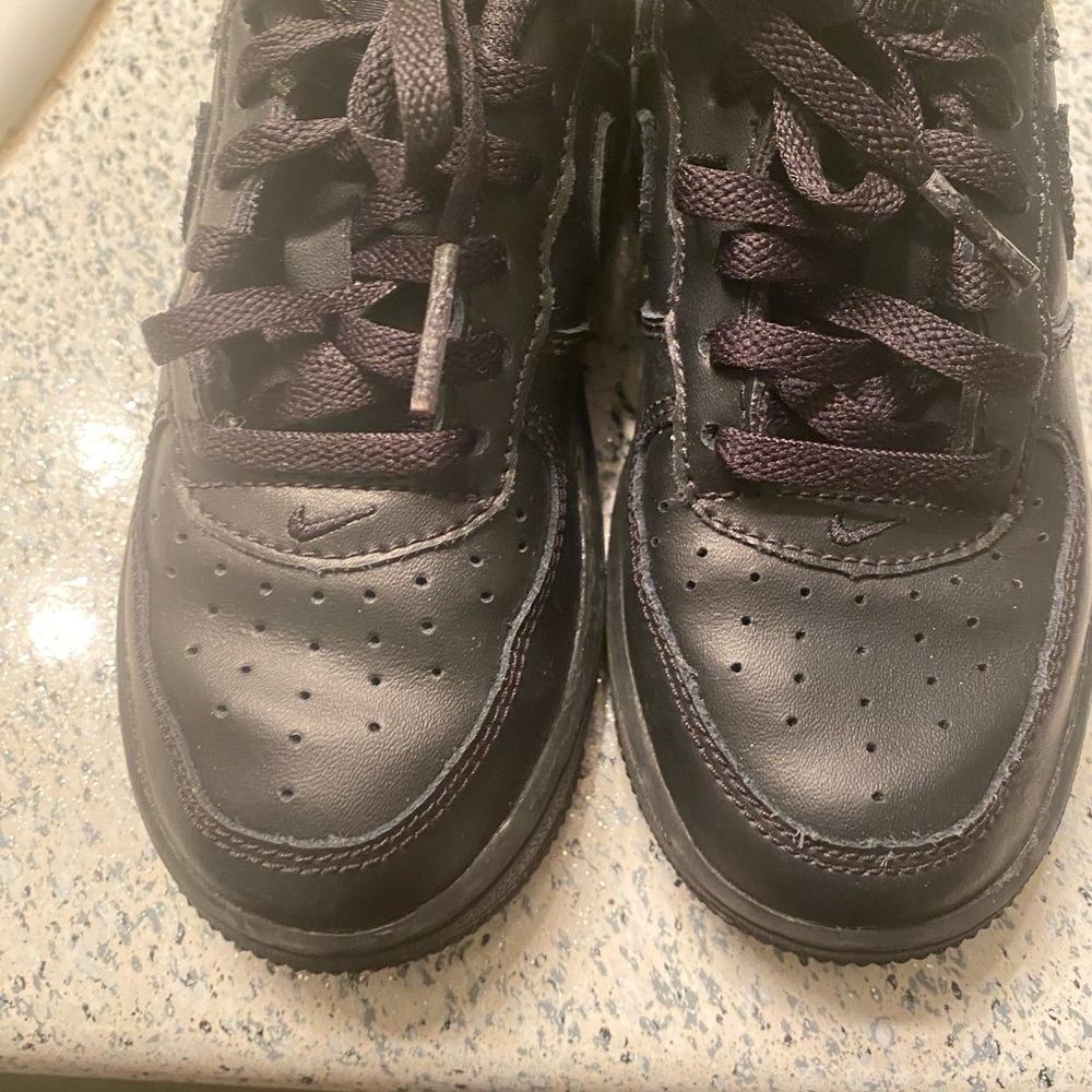 Nike Black Leather Sneakers
